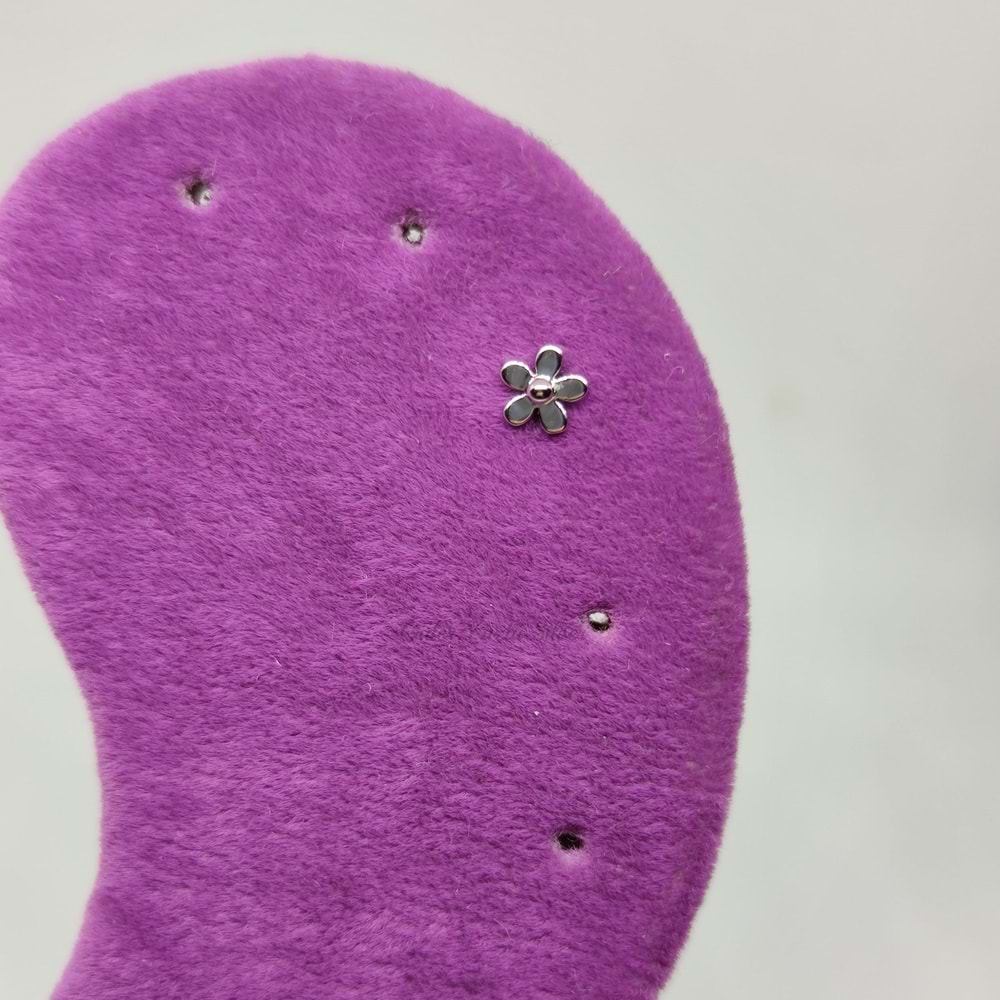 İTHAL ÇİÇEK GÜMÜŞ TRAGUS PIERCING