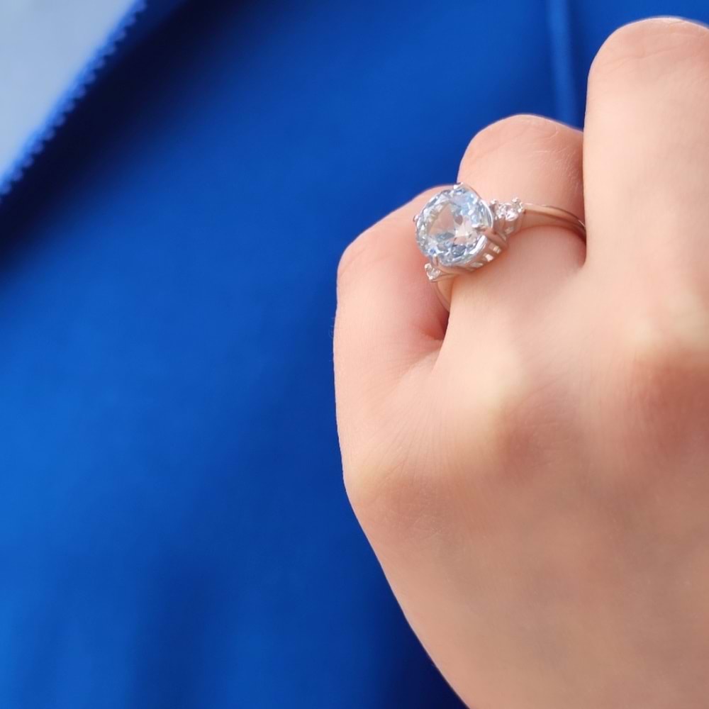 ÖZEL KESİM BUZ MAVİ TEK TAŞ GÜMÜŞ YÜZÜK - 18