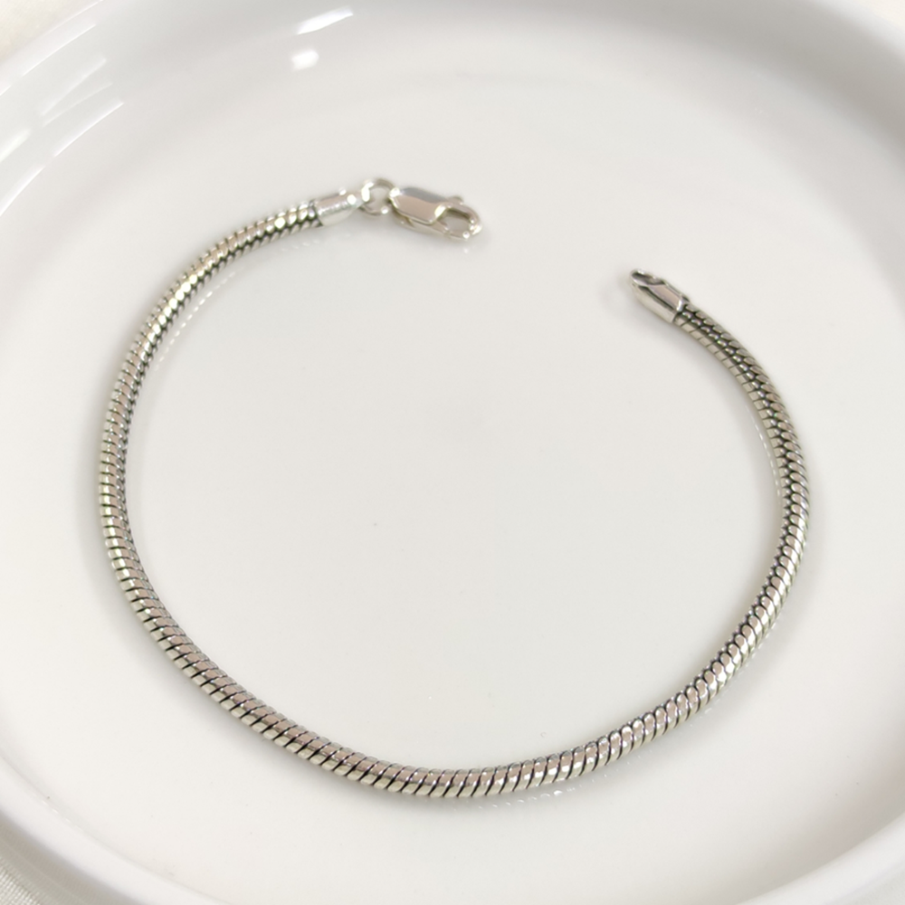 2,80 MM BORU YILAN ZİNCİR GÜMÜŞ ERKEK BİLEKLİK 21 CM