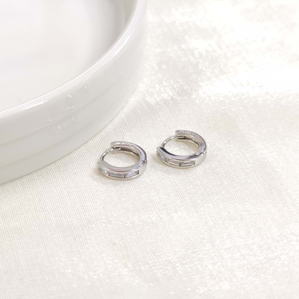 İTHAL BAGET TAŞLI 9 MM HALKA GÜMÜŞ KÜPE