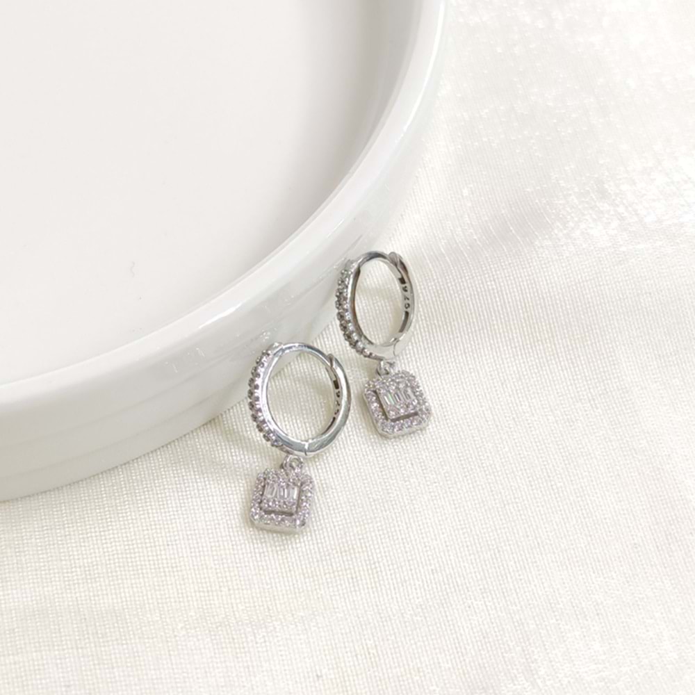 SALLANTILI MİNİ BAGET GÜMÜŞ 10 MM HALKA KÜPE