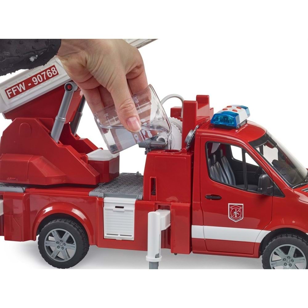 Bruder Mercedes Benz Sprınter İtfaiye Aracı 02673