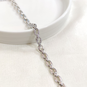 XUPING TAŞ DETAYLI OVAL BİLEKLİK BEYAZ 17+2 CM