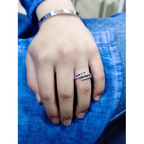 ZİRKON VE RENKLİ BAGET TAŞLI GÜMÜŞ YÜZÜK G0680 - 17