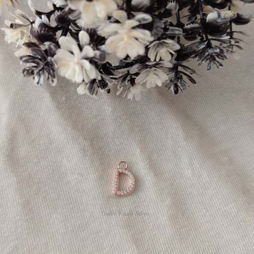 İTHAL TAŞLI HARF ( KOLYE KÜPE BİLEKLİK UCU) - ROSE ALTIN KAPLAMA (BAKIR) - D HARFİ