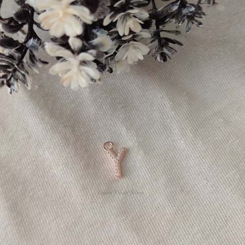 İTHAL TAŞLI HARF ( KOLYE KÜPE BİLEKLİK UCU) - ROSE ALTIN KAPLAMA (BAKIR) - Y HARFİ