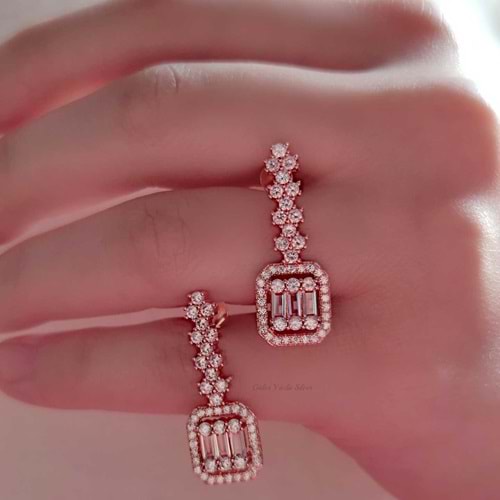 PIRLANTA MONTÜR BAGET GÜMÜŞ KÜPE - ROSE BAKIR