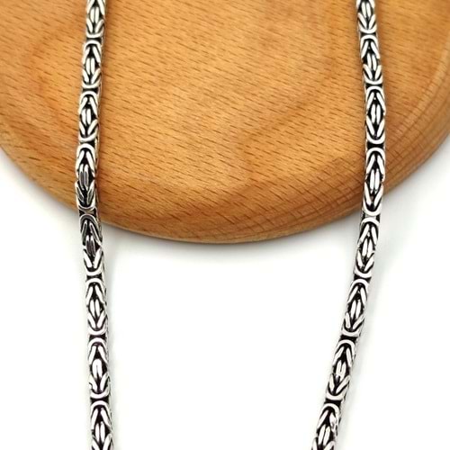 3,20 MM ERKEK GÜMÜŞ KARE KRAL ZİNCİR 60 CM