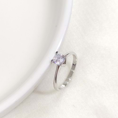 5 MM TEK TAŞ GÜMÜŞ YÜZÜK - 15