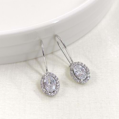 SALLANTILI OVAL HALKA GÜMÜŞ KÜPE - RODYUM BEYAZ