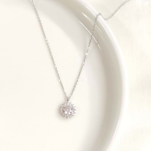 İTHAL 8 MM TAŞLI TEK TAŞ GÜMÜŞ KOLYE