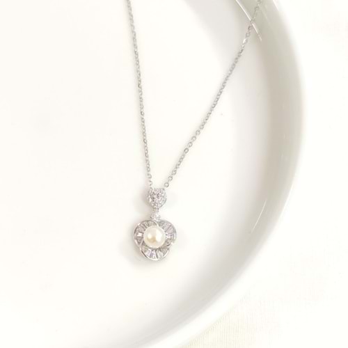 İTHAL 10 MM İNCİ ÇİÇEK KALP DETAY GÜMÜŞ KOLYE