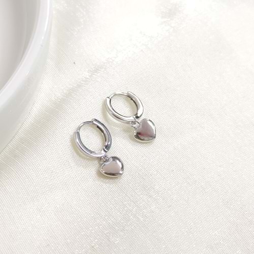 İTHAL KALP GÜMÜŞ 8 MM HALKA KÜPE - RODYUM BEYAZ