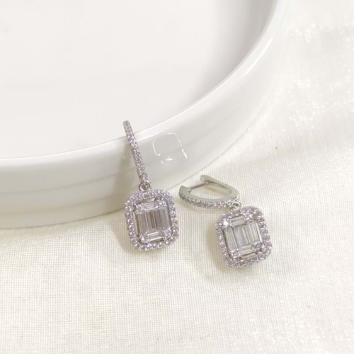 İTHAL PIRLANTA MONTÜR BAGET GÜMÜŞ 10 MM HALKA KÜPE