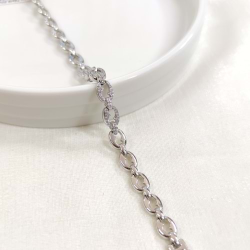 XUPING TAŞ DETAYLI OVAL BİLEKLİK BEYAZ 17+2 CM