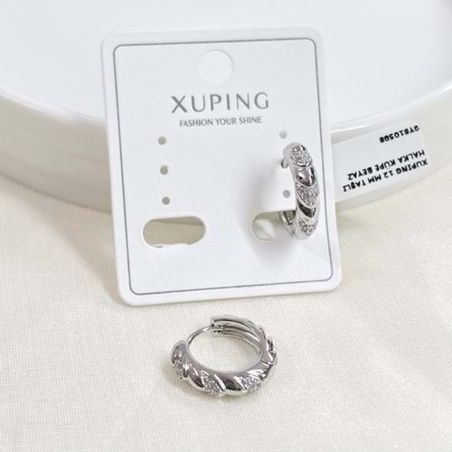 XUPING 12 MM TAŞLI HALKA KÜPE BEYAZ