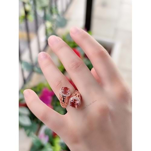 DESEN DETAYLI İKİLİ YUVARLAK SULTANİT TAŞLI GÜMÜŞ YÜZÜK - ROSE ALTIN KAPLAMA