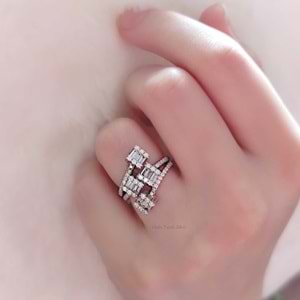 İTHAL DÖRTLÜ BAGET GÜMÜŞ YÜZÜK - RODYUM BEYAZ - 14