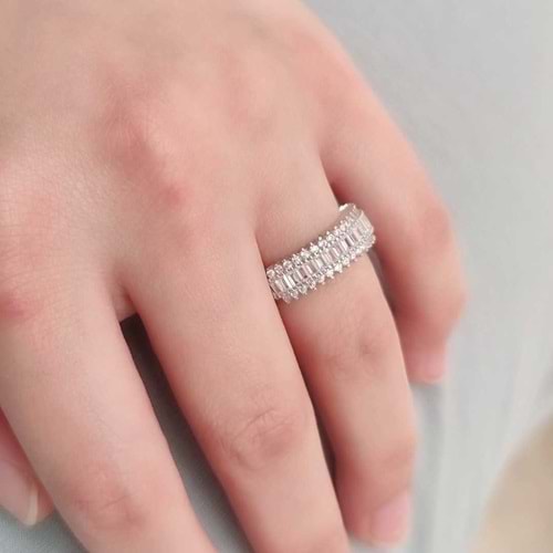 YARIM TUR BAGET GÜMÜŞ YÜZÜK - RODYUM BEYAZ