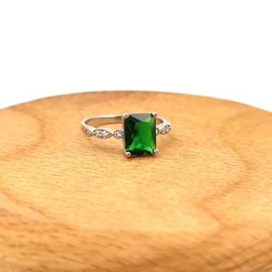 YEŞİL BAGET GÜMÜŞ YÜZÜK