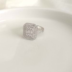 ZİRKON TAŞLI BÜYÜK BAGET GÜMÜŞ YÜZÜK 1,60 CM - 21