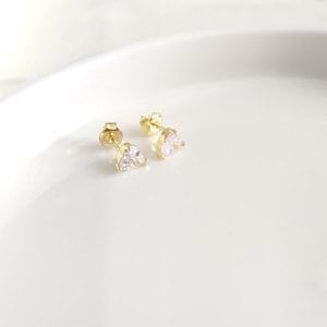 TEK TAŞ KALP DETAY GÜMÜŞ KÜPE 5 MM - ALTIN SARI