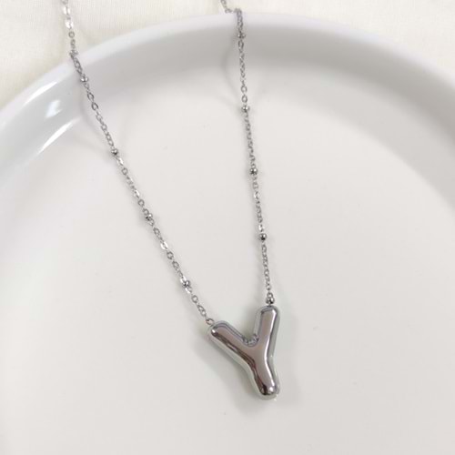 ÇELİK BOMBELİ BEYAZ HARF KOLYE - Y HARFİ