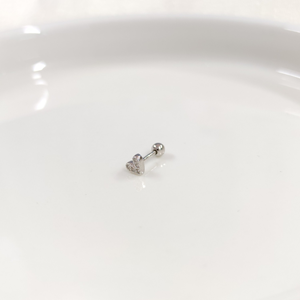 TAŞLI KALP GÜMÜŞ TRAGUS PIERCING - RODYUM BEYAZ