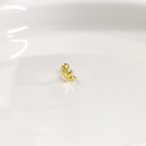 TAŞSIZ LOTUS GÜMÜŞ TRAGUS PIERCING - ALTIN SARI