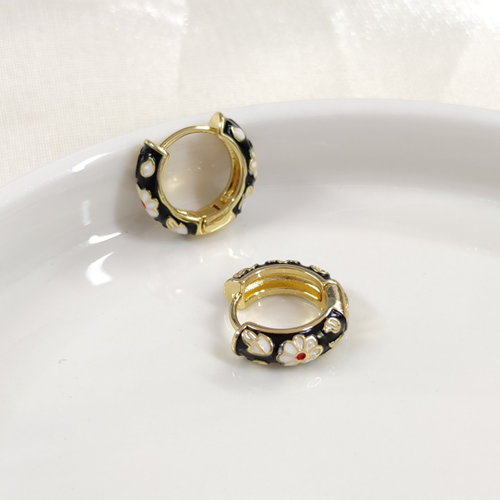 12 MM MİNELİ ÇİÇEKLİ ÇELİK HALKA KÜPE - SİYAH