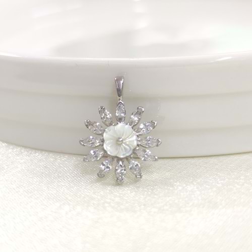 SEDEF ÇİÇEKLİ PAPATYA GÜNEŞ GÜMÜŞ KOLYE UCU - RODYUM BEYAZ