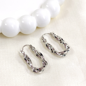 XUPING 25x9 MM BURGULU OVAL HALKA KÜPE - BEYAZ