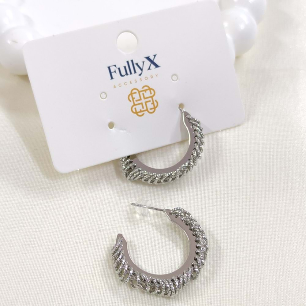 FULLYX 20 MM SALLANTILI HALKA ÇİVİ KÜPE - BEYAZ