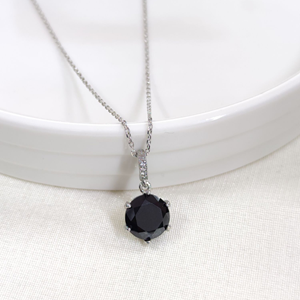 12 MM SİYAH TEK TAŞLI GÜMÜŞ KOLYE 40+5 CM - RODYUM BEYAZ