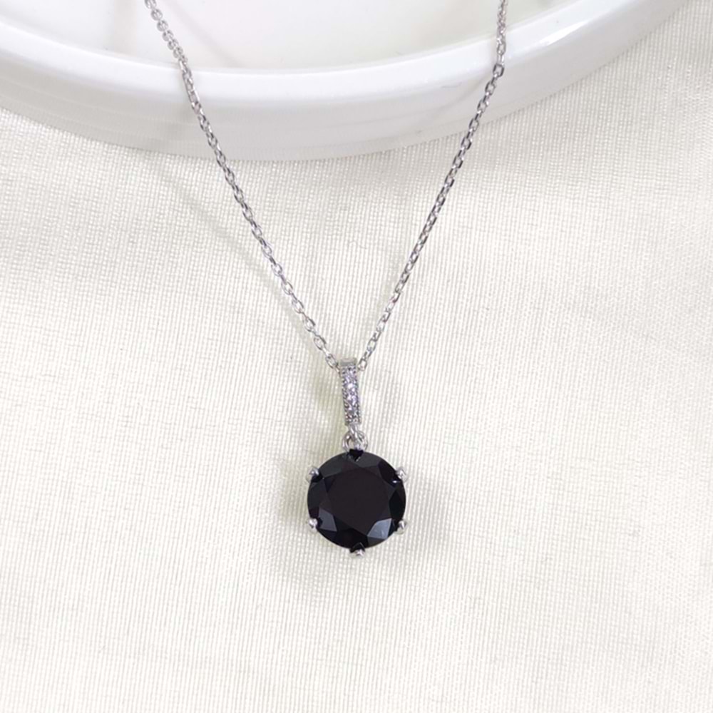 12 MM SİYAH TEK TAŞLI GÜMÜŞ KOLYE 40+5 CM - RODYUM BEYAZ
