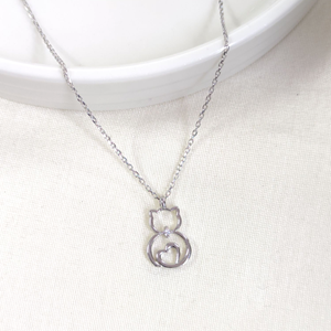 8X15 MM KALP DETAYLI KEDİ GÜMÜŞ KOLYE 40+5 CM - RODYUM BEYAZ