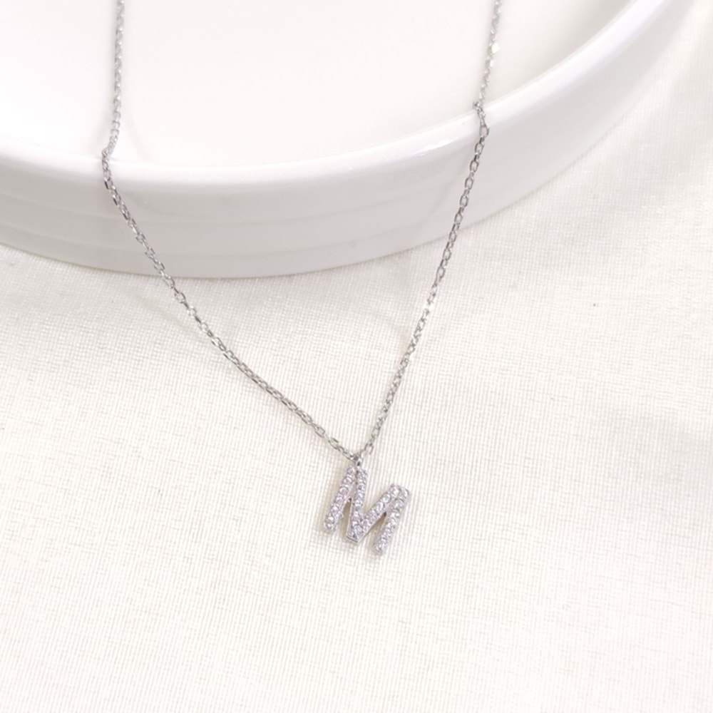 1 CM TAŞLI M HARF GÜMÜŞ KOLYE 40+5 CM - RODYUM BEYAZ