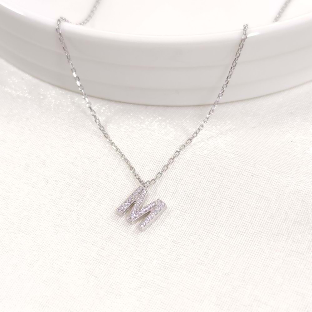 1 CM TAŞLI M HARF GÜMÜŞ KOLYE 40+5 CM - RODYUM BEYAZ