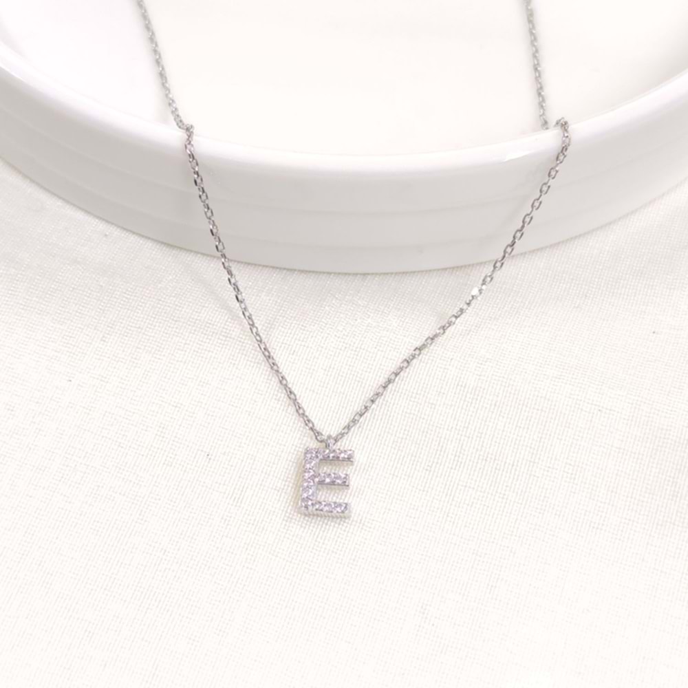1 CM TAŞLI E HARF GÜMÜŞ KOLYE 40+5 CM - RODYUM BEYAZ