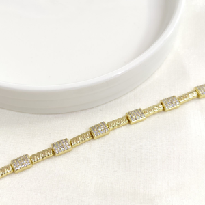 XUPING 6 MM TAŞ DETAYLI BURGU DESEN BİLEKLİK GOLD 17+2 CM