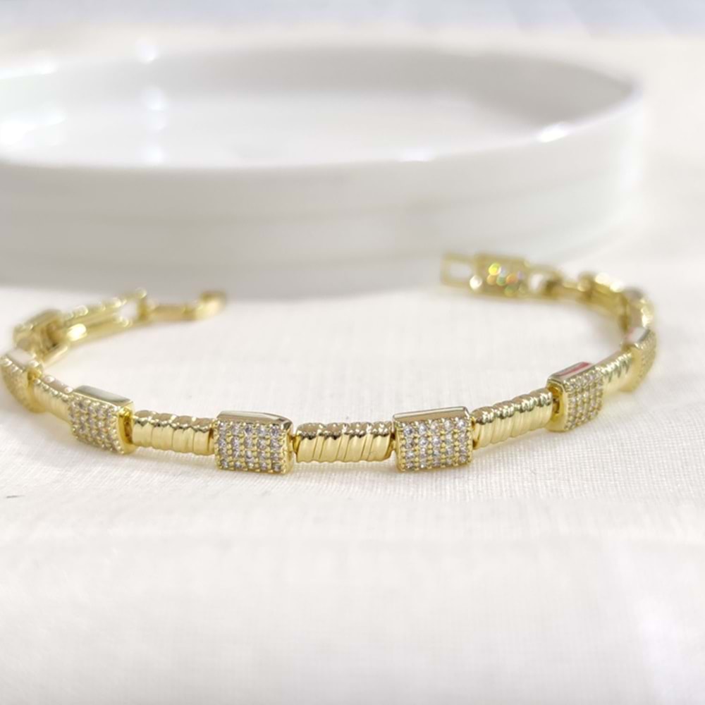 XUPING 6 MM TAŞ DETAYLI BURGU DESEN BİLEKLİK GOLD 17+2 CM