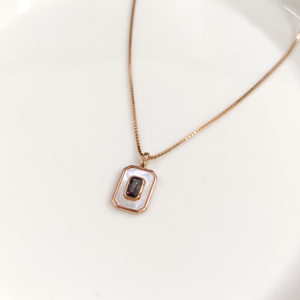 İTHAL SEDEF MİSTİK TOPAZ TAŞLI GÜMÜŞ KOLYE ROSE