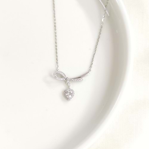 İTHAL 20 MM FİYONK KALP GÜMÜŞ KOLYE