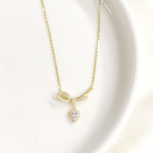 İTHAL 20 MM FİYONK KALP GÜMÜŞ KOLYE