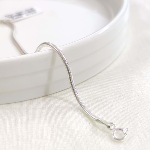 1,85 MM GÜMÜŞ YILAN ZİNCİR BİLEKLİK 22 CM