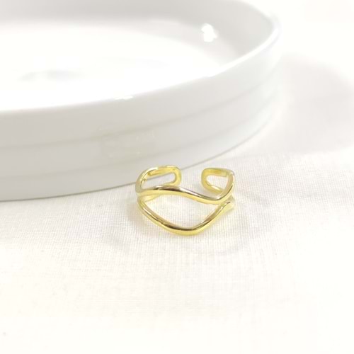 DALGALI AYARLANABİLİR GÜMÜŞ YÜZÜK - ALTIN SARI