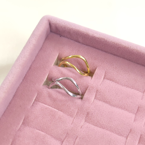 DALGALI AYARLANABİLİR GÜMÜŞ YÜZÜK - ALTIN SARI