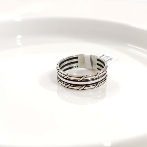 7,50 MM GÜMÜŞ DESENLİ OKSİTLİ ALYANS YÜZÜK - 28