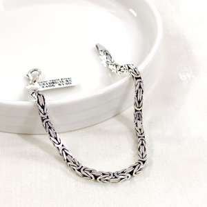 3,80 MM GÜMÜŞ KARE KRAL ZİNCİR BİLEKLİK 22 CM