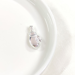 BOKS ELDİVENİ GÜMÜŞ KOLYE UCU 2 CM